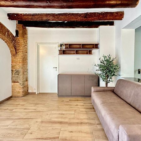 Casa Storica Del 1600 In Bergamo Centro Apartment Exterior photo